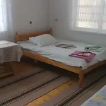 Jani Триград