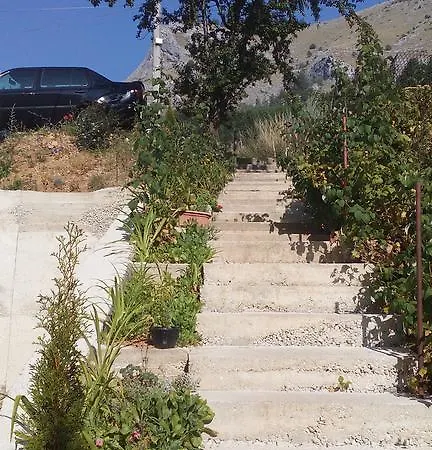 Къща за гости Jani *