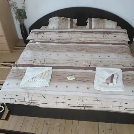 Jani * Триград