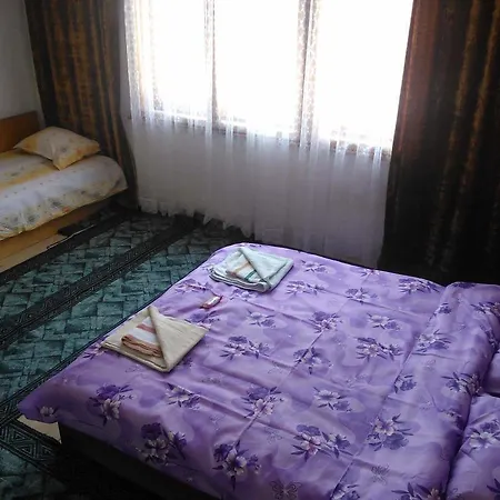 Jani Къща за гости